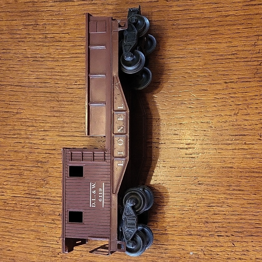 Lionel Trains Postwar 6119-50 Brown DL&W Work Caboose